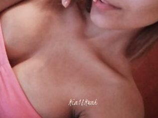 Mia18Mwah