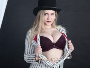SabrinaLovelyXO