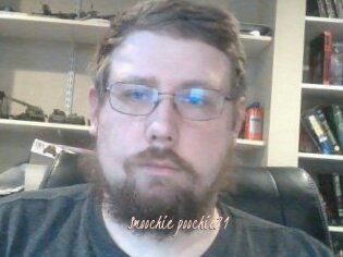 Smoochie_poochie21