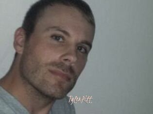 Tyler_Pitt